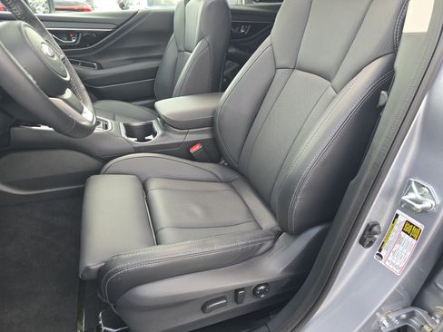 Certified 2025 Subaru Outback Limited AWD/4WD image 23