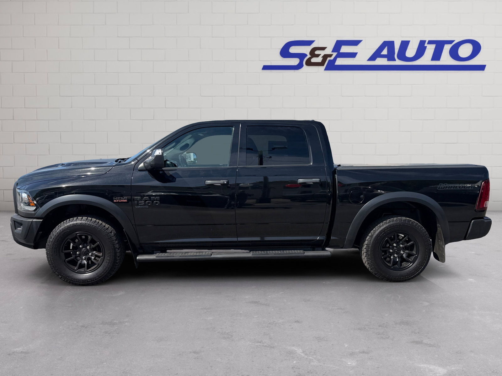 Used 2021 RAM 1500 Warlock AWD/4WD image 2