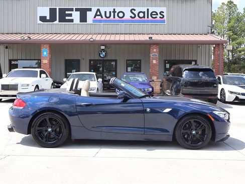 Used 2011 BMW Z4 sDrive35i RWD image 14