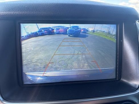 Used 2019 Chevrolet Suburban Premier w/ Premier Plus Edition AWD/4WD image 28