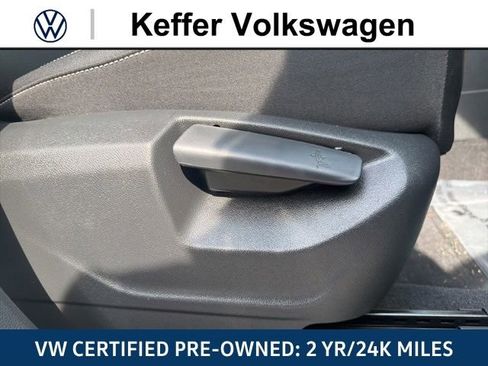 Certified 2023 Volkswagen Atlas SE w/ Black Wheel Package AWD/4WD image 35