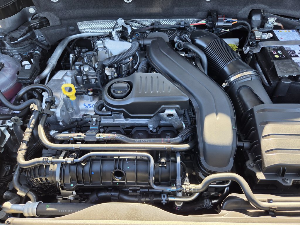 New 2027 Volkswagen Taos S FWD image 24