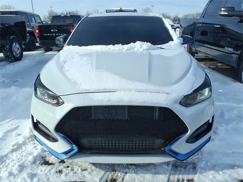 Used 2020 Hyundai Veloster N w/ Performance Package image 2