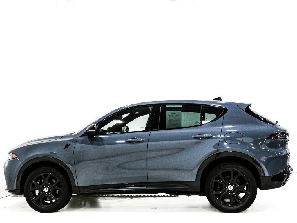 Used 2024 Dodge Hornet R/T w/ R/T Blacktop Package AWD/4WD image 5