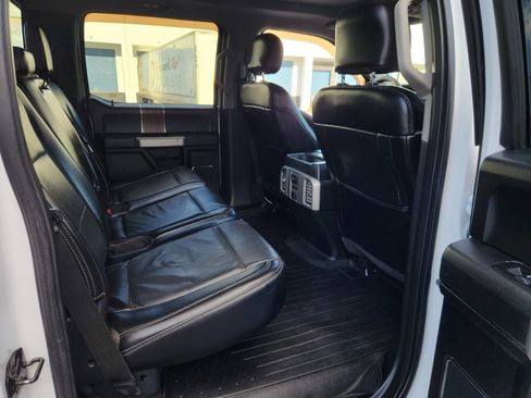 Used 2016 Ford F150 Lariat w/ Equipment Group 502A Luxury AWD/4WD image 20