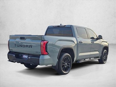 Used 2025 Toyota Tundra Limited AWD/4WD image 5