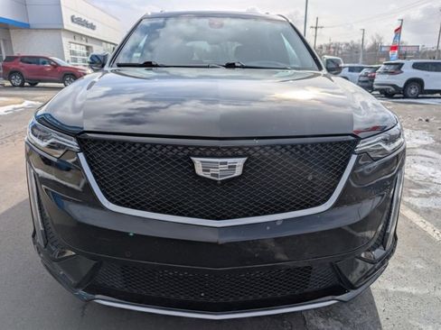 Used 2024 Cadillac XT6 Sport w/ Technology Package image 6