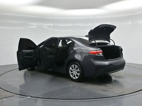 Used 2024 Toyota Corolla LE image 32