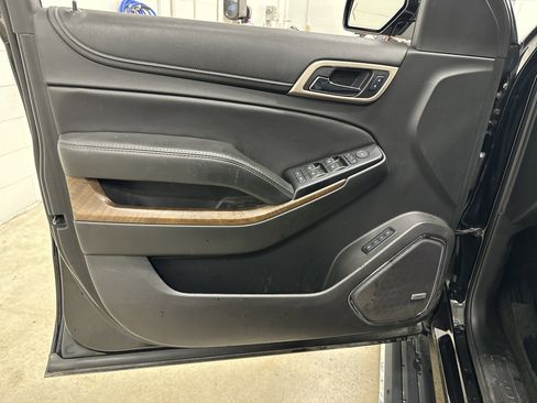 Used 2018 GMC Yukon Denali w/ Denali Ultimate Package image 14