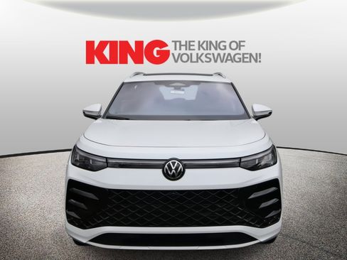 New 2026 Volkswagen Tiguan SEL R-Line image 9