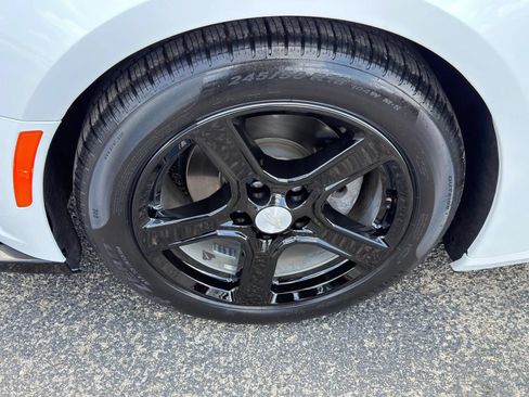 Used 2023 Chevrolet Camaro LT RWD image 11