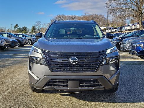 New 2026 Nissan Rogue SV image 2