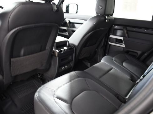 Used 2023 Land Rover Defender 110 X-Dynamic SE AWD/4WD image 27