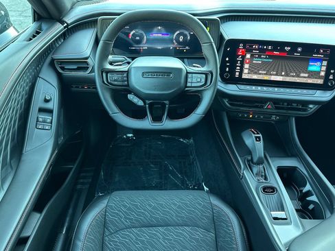 New 2026 Dodge Charger Scat Pack w/ Blacktop Package AWD/4WD image 13