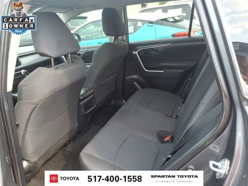 Used 2021 Toyota RAV4 LE FWD image 12