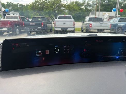 Used 2025 Lincoln Navigator Black Label AWD/4WD image 15