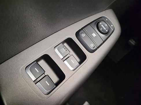 Used 2020 Kia Sportage LX image 27