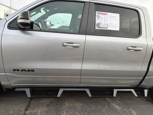 Used 2021 RAM 1500 Big Horn image 34