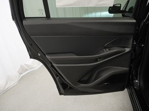 New 2026 Jeep Cherokee Overland AWD/4WD image 30