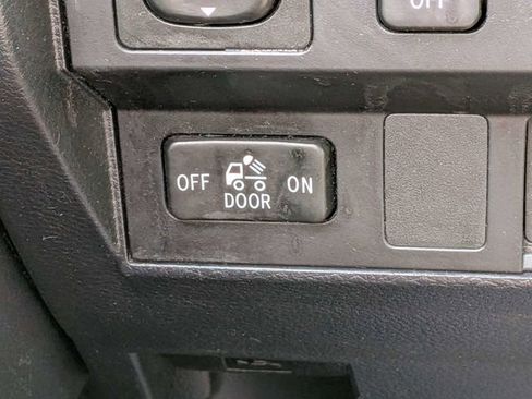 Used 2017 Toyota Tundra SR5 AWD/4WD image 26