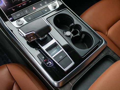 Used 2023 Audi Q8 Premium w/ Convenience Package image 27