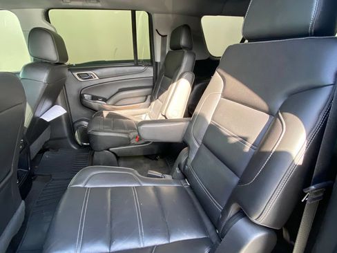 Used 2018 GMC Yukon XL Denali w/ Denali Ultimate Package RWD image 10