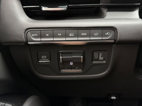 Used 2023 Cadillac Escalade Sport Platinum AWD/4WD image 26