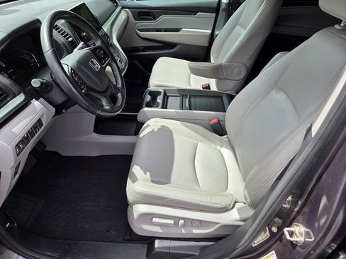 Used 2018 Honda Odyssey EX-L image 10