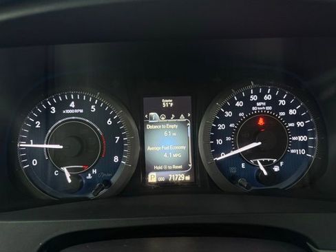 Used 2016 Toyota Sienna XLE w/ XLE Navigation Package image 10