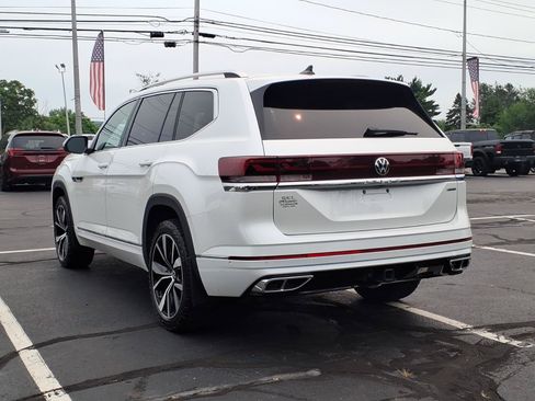 Used 2024 Volkswagen Atlas SEL Premium R-Line AWD/4WD image 5