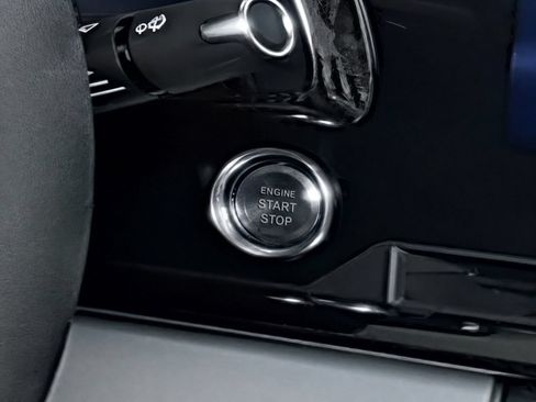 Used 2023 Chevrolet Corvette Z06 RWD image 16