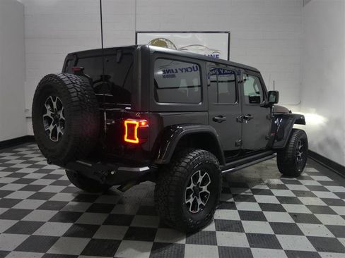 Used 2018 Jeep Wrangler Unlimited Rubicon w/ Dual Top Group image 10