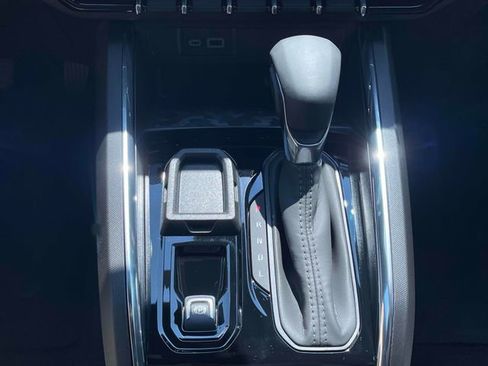 New 2026 GMC Canyon Elevation w/ Convenience Package image 9