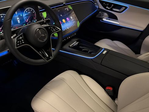 New 2026 Mercedes-Benz E 350 Sedan image 9