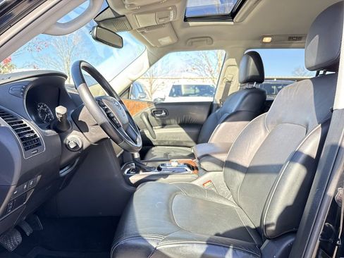 Used 2023 Nissan Armada SL image 11