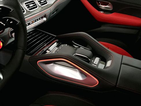 New 2026 Mercedes-Benz GLE 63 AMG S image 11