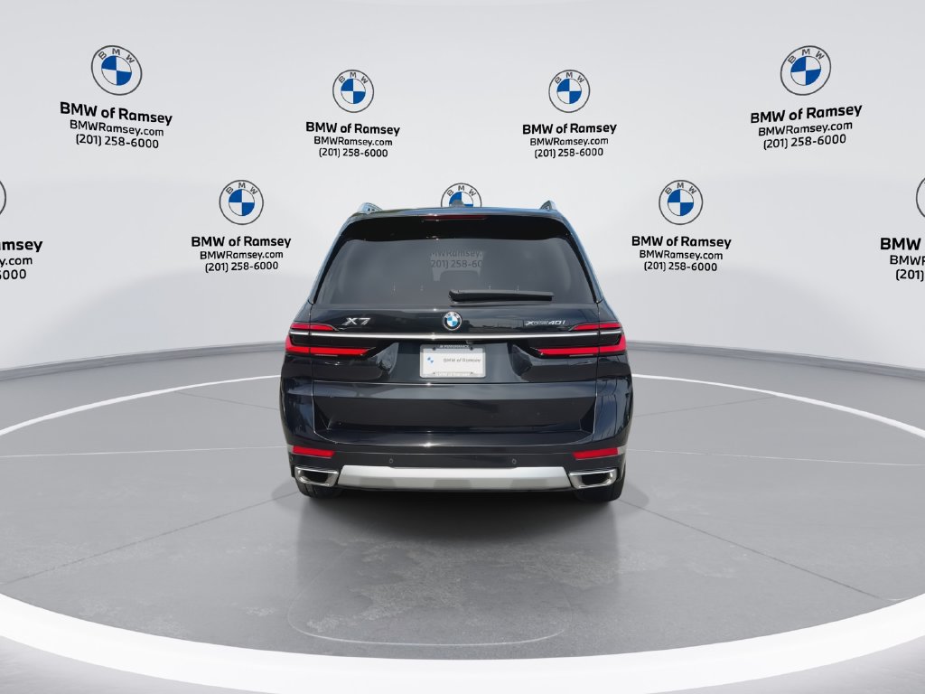 Used 2024 BMW X7 xDrive40i AWD/4WD image 7