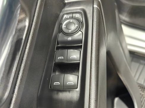 Used 2019 Chevrolet Silverado 1500 Custom w/ Trailering Package AWD/4WD image 41