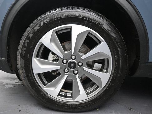 Used 2025 Ford Escape Platinum AWD/4WD image 37