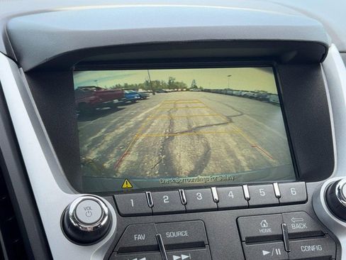 Used 2016 Chevrolet Equinox LT image 21