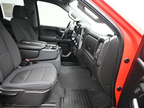 Used 2021 Chevrolet Silverado 1500 Custom AWD/4WD image 7