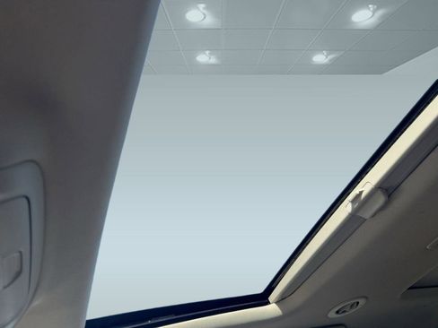 Used 2019 GMC Acadia Denali w/ Technology Package image 14