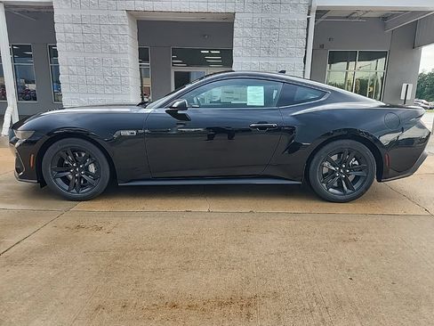 New 2026 Ford Mustang GT RWD image 4
