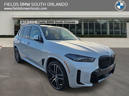 New 2026 BMW X5 xDrive40i w/ M Sport Package image 1