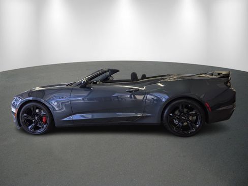 Used 2023 Chevrolet Camaro LT w/ RS Package image 4