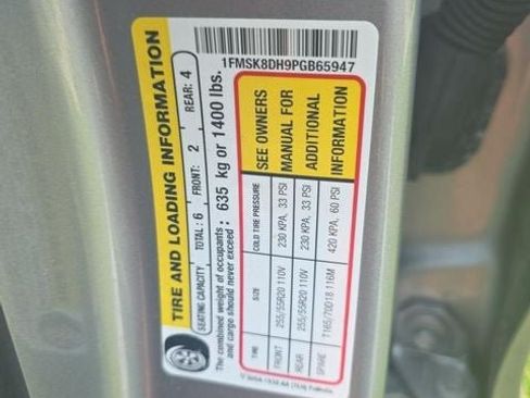 Used 2023 Ford Explorer XLT w/ Equipment Group 202A AWD/4WD image 30