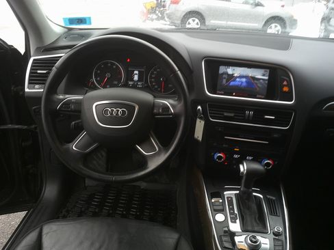 Used 2016 Audi Q5 2.0T Premium Plus w/ Technology Package image 18