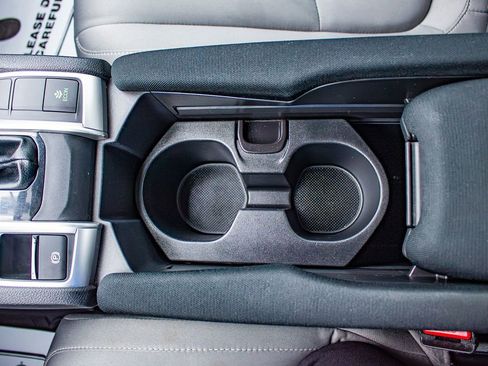 Used 2018 Honda Civic LX image 29