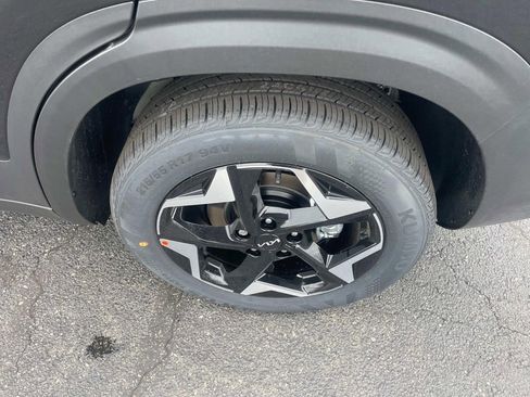 New 2025 Kia Seltos S image 5