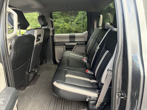 Used 2019 Ford F150 XLT AWD/4WD image 22